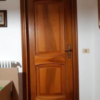 8 porte in legno