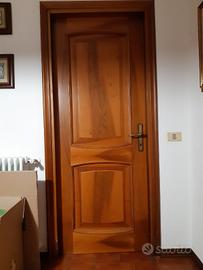 8 porte in legno