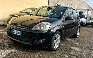 Ford Fiesta 1.2 metano