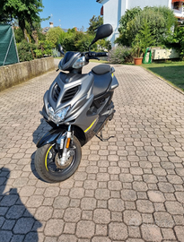 Aerox 50 1800 euro trattabili