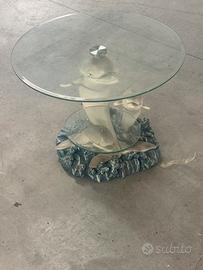 Tavolino in vetro con delfino
