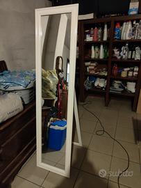 specchio a figura intera