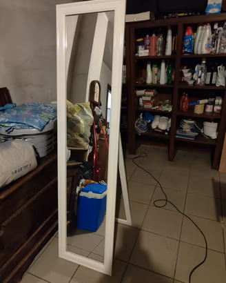specchio a figura intera