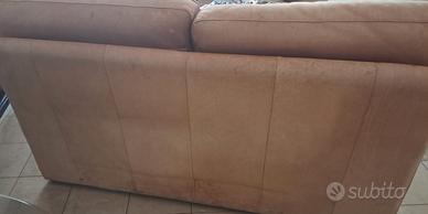 Coppia divani in pelle