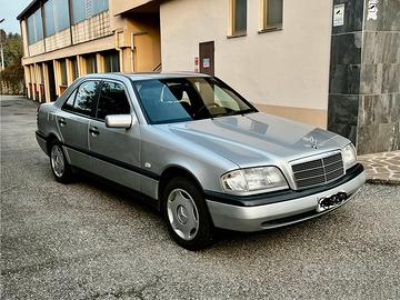 Mercedes C200