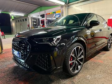 Audi rsq3 nero metalizzato