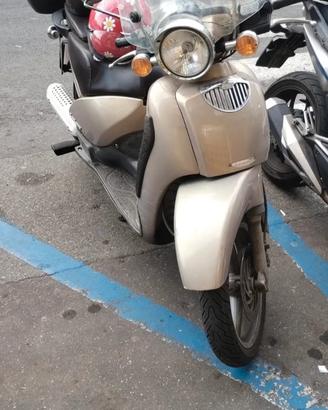 APRILIA SCARABEO 150