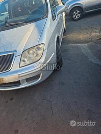 Lancia phedra ricambi