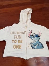 Felpa con capuccio con stitch