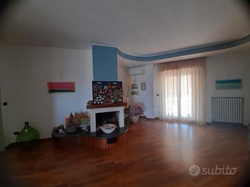 Appartamento mq120 7 vani
