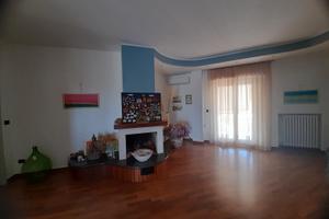 Appartamento mq120 7 vani