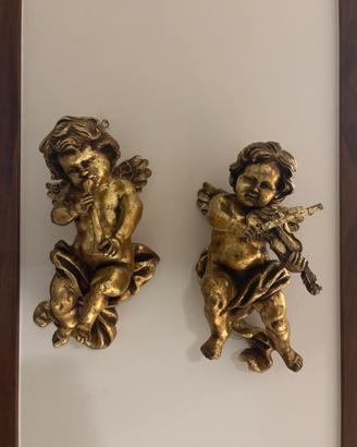 Coppia angioletti in legno itagliato color oro