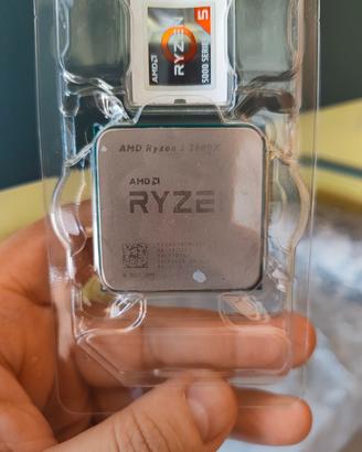 Ryzen 5 2600x con dissipatore stock