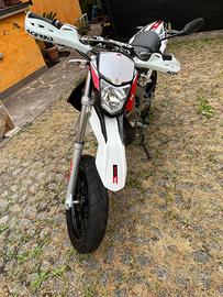 Aprilia sx 50 racing