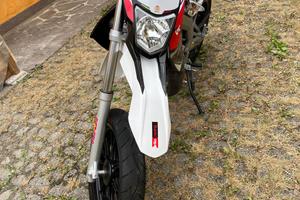 Aprilia sx 50 racing