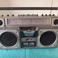 IRRADIO RADIO BOOMBOX PORTATILE VINTAGE ANNI'80