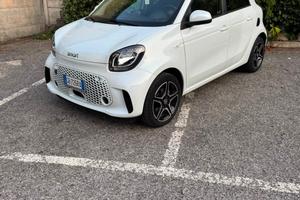 Smart ForFour EQ Pulse