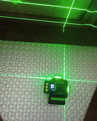 livella laser 4 linee 360 gradi