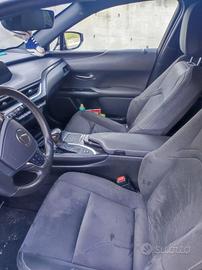 Lexus ux 250 hibrid 4 wd