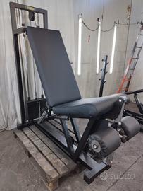 PALESTRA INTERA SVENDITA 