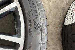 Set completo cerchi + Gomme BMW Serie 5
