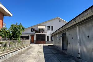 4 LOCALI A SETTIMO TORINESE