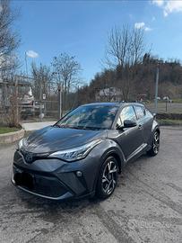 Toyota C-HR Full Hybrid 1.8 122CV