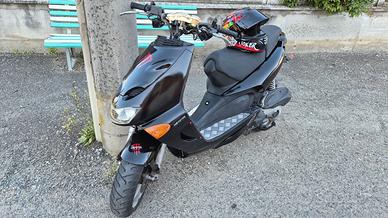 aprilia sr 125 2t