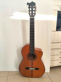 Chitarra amplificata Martines MC-48CCE