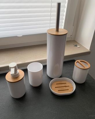 Kit accessori bagno