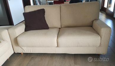 Due Divani 2-posti e pouf