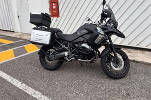 BMW GS 1200R TRIPLE BLACK