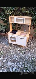 Cucina in legno Ikea