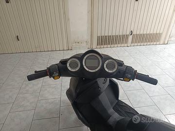 scooter 50 malaguti Phantom f10