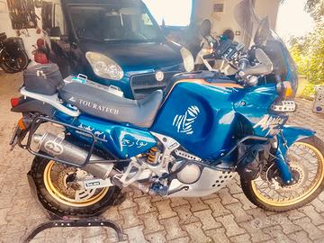 Honda Africa twin xrv 750 rd
