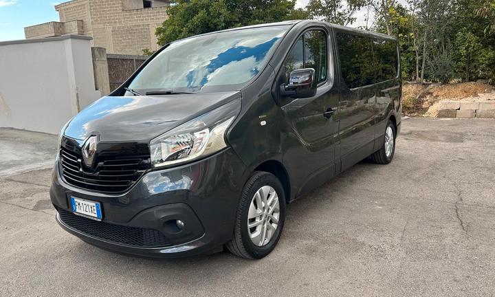  renault trafic 7 posti
