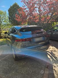 JAGUAR E-Pace 2.0 D AWD aut. R-Dynamic SE - 2020