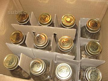 Bottiglie e vasi bornioli per conserve e marmellat