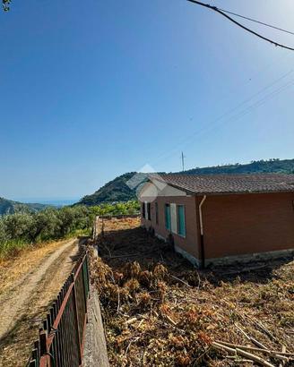 VILLA SINGOLA A SAN PIETRO IN AMANTEA