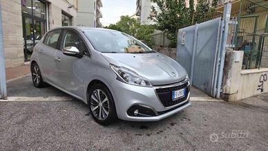 PEUGEOT 208 1° serie PureTech 82 5 porte Allure