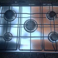 piano cottura a gas 5 fuochi