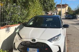 Toyota yaris gr sport hybrid