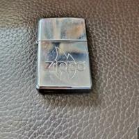 ZIPPO vintage con fiammaelogo accendino in acciaio