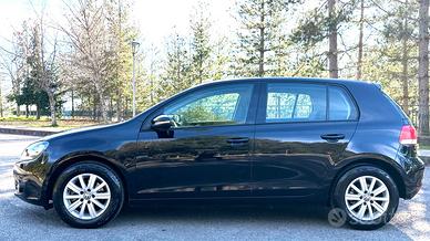 Volkswagen Golf 1.6 TDI DPF 5p. Highline