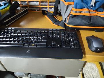tastiera e mouse wireless Logitech