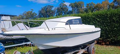 Laver Tonnetto 560 Cabin
