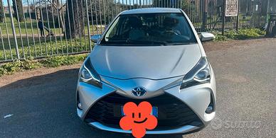 Toyota Yaris 1.5 Hybrid 5 porte Active 2017