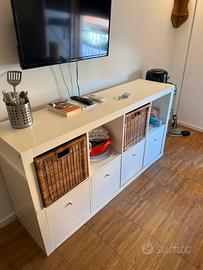 Scaffale/madia bianca 2x4 con cassetti e cestini
