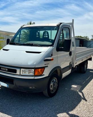 IVECO DAILY 35C13 ANNO 2002