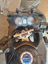 Moto Suzuki